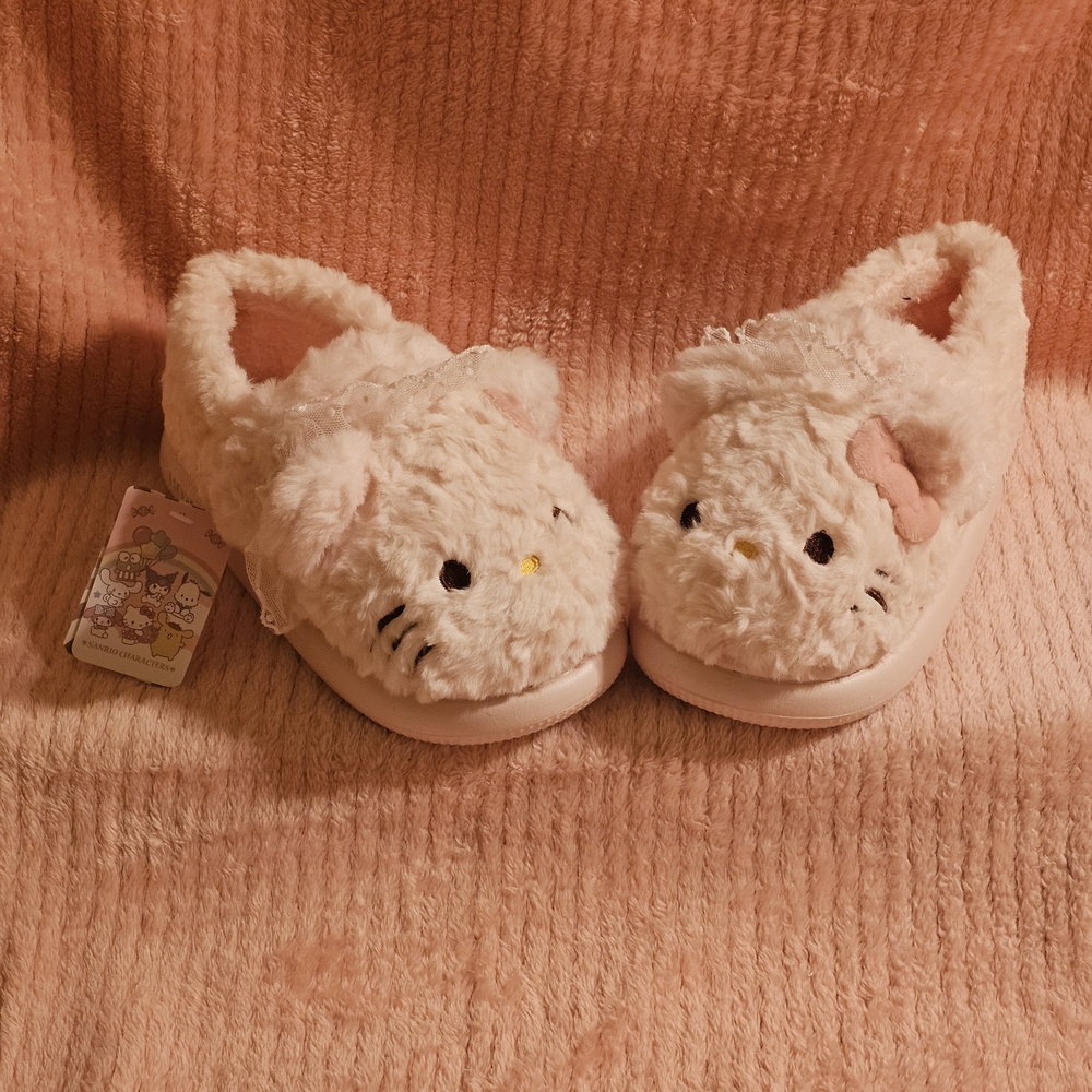 Sanrio Pink Slippers Plush Toys and Accessories Set Mystery Bundle Easter - Picture 5 of 5
